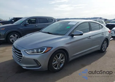 2017 Hyundai Elantra Value Edition z USA, uszkodzony, nr VIN 5NPD84LF9HH187691